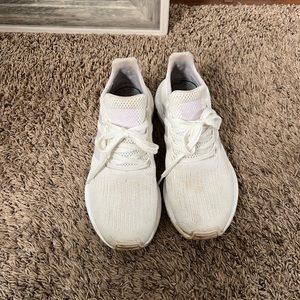 Adidas swiftly tennis shoes